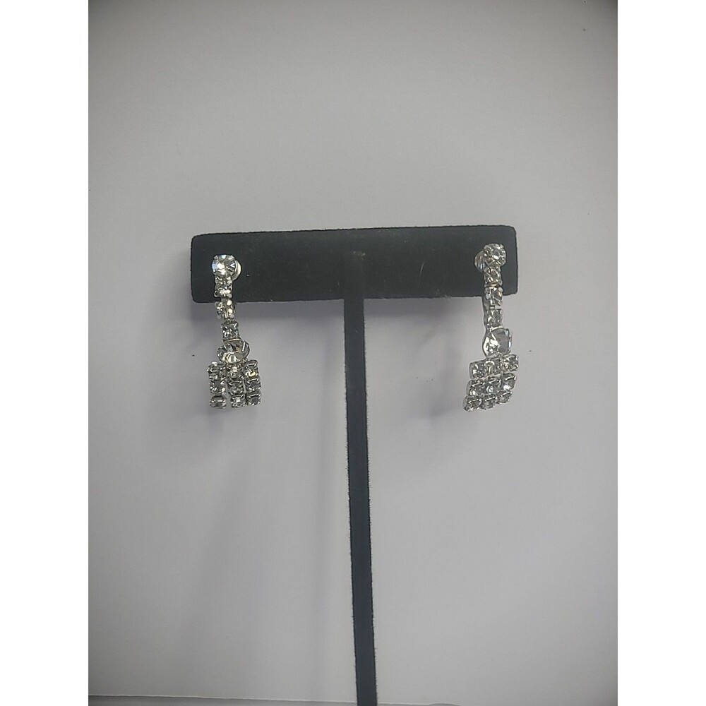 Vintage‎ Waterfall Drop Dangle Earrings Screw Back Crystals Silver Tone Wedding